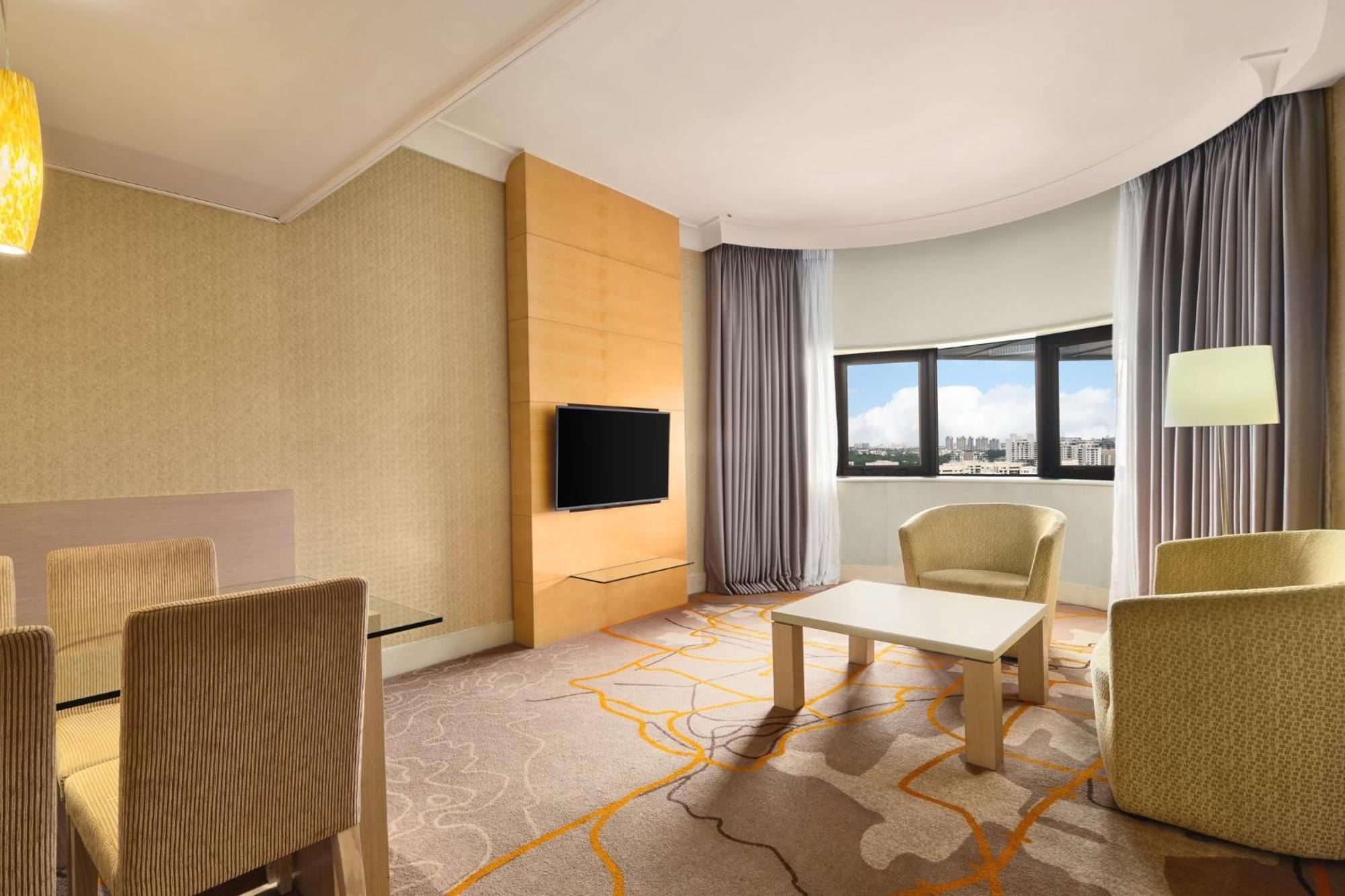 One-Bedroom King Suite,1774432102:JPEG